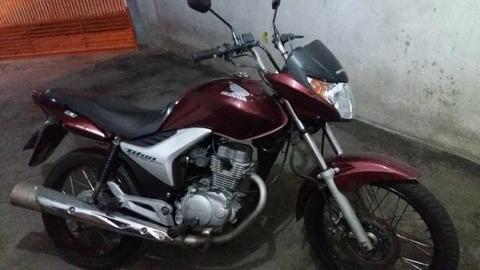 Vende se uma cg titan 150 esd - 2011