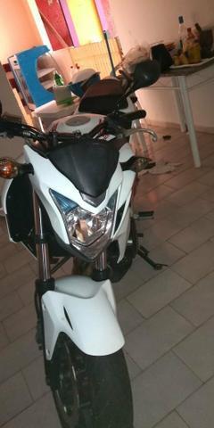 Vende se cb 500f - 2014