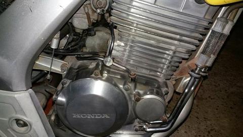 Vendo uma twistt contato 991841800 e 981463233 - 2007