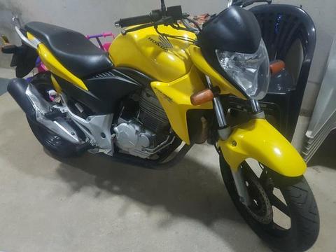 Honda CB 300 2012 amarela - 2012
