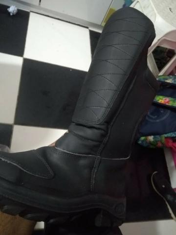 Bota motoqueiro novinha top