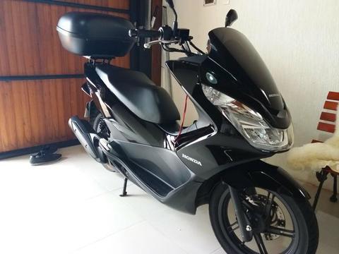 PCX 2016 c/12000 km - 2016