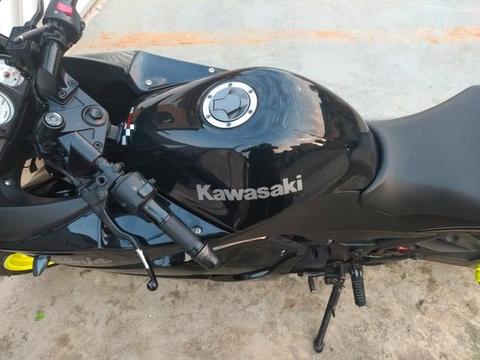 Kawasaki ninja 250 - 2011