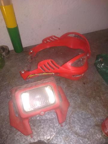 Vendo kit farol e protetor de punho