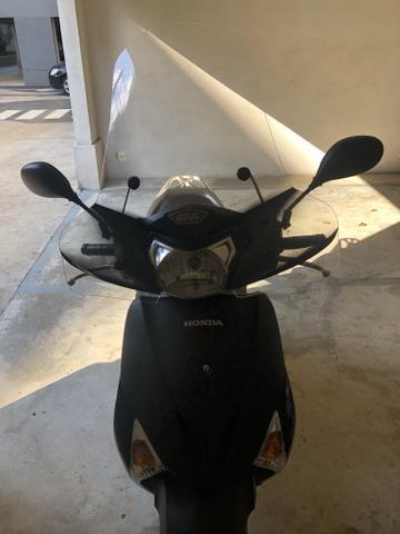 Vende-se bolha Honda Lead Givi original