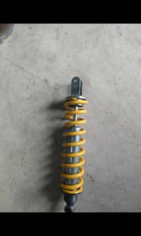 Amortecedor traseiro tornado