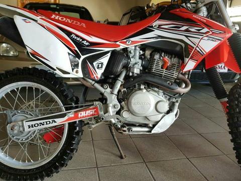 Honda /CRF 230F/2015 - 2015