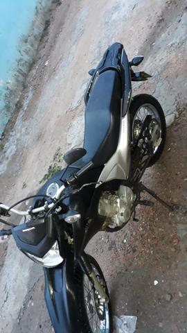 Vendo Moto Broz160 - 2015