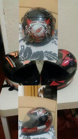 Só hj vendo 3 capacetes promoção 350 reais a vista