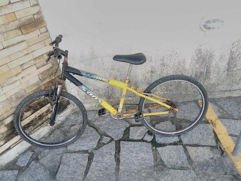 Bicicleta - Semi Nova