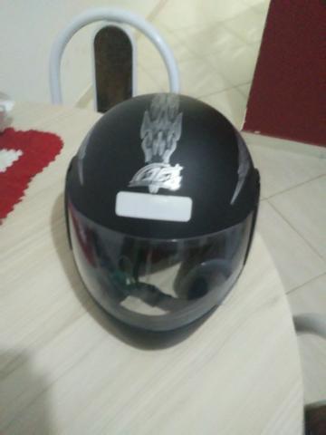 Vendo capacete