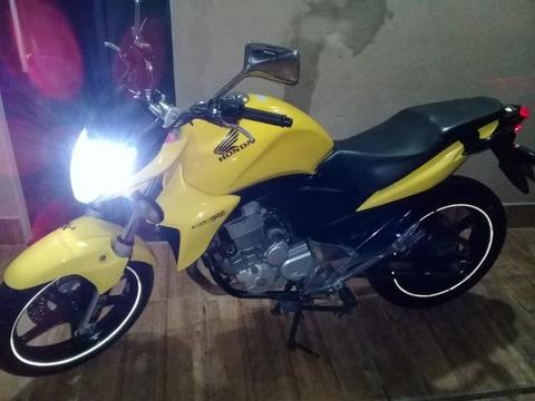 Vendo ou troco Honda CB 300 2019 pago - 2013