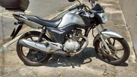 Honda Cg 150 fan leiam o anuncio parcelo no cartão de crédito - 2015