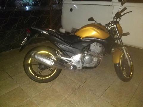 Cb 300 r - 2009