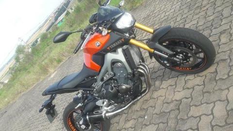 Yamaha Mt-09 com ABS apenas 16 mil km impecável - 2016