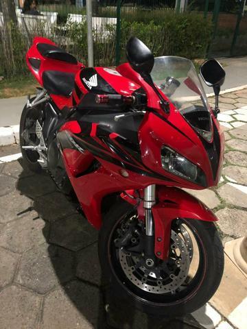 CBR 1000rr Fireblade ano 2006 - 2006