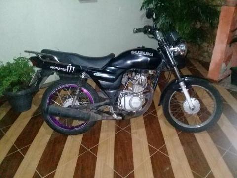 Vendo suzuki gs 120 - 2015