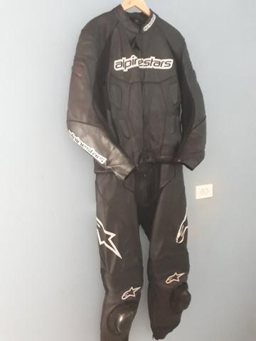 Macacão alpinestars tam 56