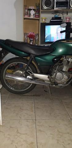 Vendo titan ano 2000 - 2000