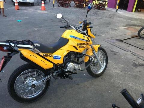 Vende-se uma moto Yamaha XTZ 150 CROSSER - 2014