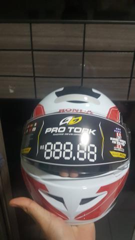 Capacete PRO TORK na caixa,Nunca usado. 160 reais