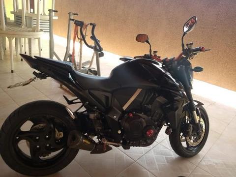 Moto CB 1000R - 2012 - 2012