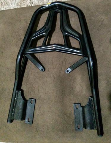 Vende-se Suporte de Baú Honda CB 300 R