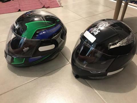 Os 2 capacetes Novos R$300