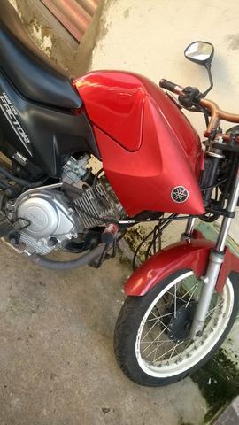 Vendo está moto muito boa Yamaha 125 - 2011