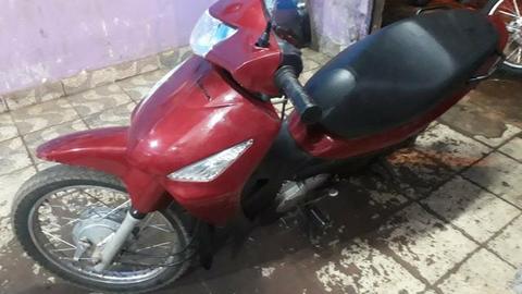 Vendo uma Biz 125 bem consevada es - 2006