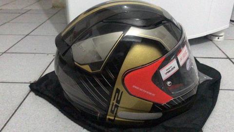 Capacete ls2 novo