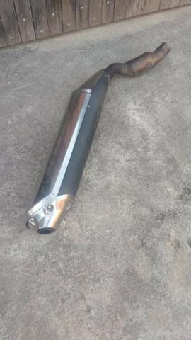 Cano original da hornet carburada