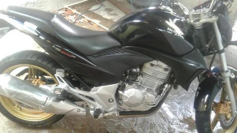 Vt cb 300 ano 2012 doc ok placa mercu sul - 2012