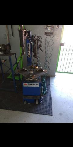 Máquina de desmontar pneu pneumática de moto eberlin