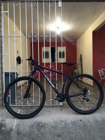 Bicicleta Oggi Aro 29 impecável