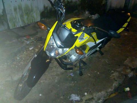 Start 150 vendo ou troco - 2016