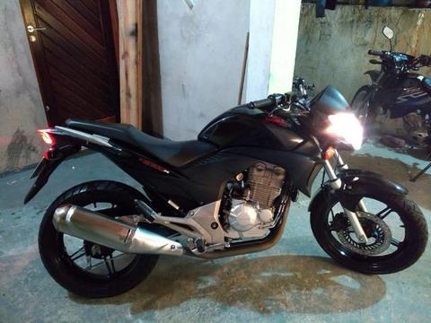 Honda Cb - 2011