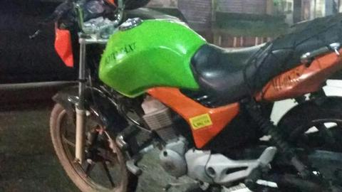 Disponível para negócio - 2013