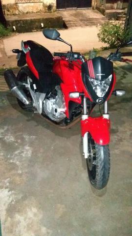 Vendo linda CB 300 ano 15 - 2015