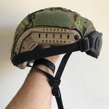 Capacete estilo Militar para Motos + Óculos de Proteção