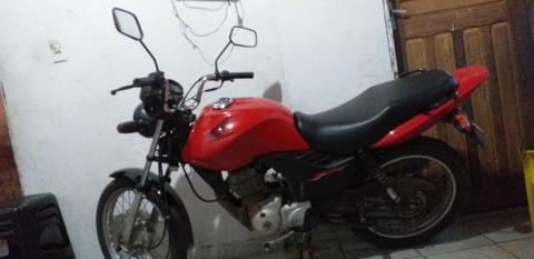 Honda Cg Vendo fan 125 ano 2010 em dias ate 2020 por 4000 reais - 2010