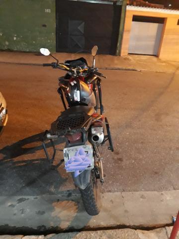 Vendo ferragem de xre dianteira e traseira. - 2013