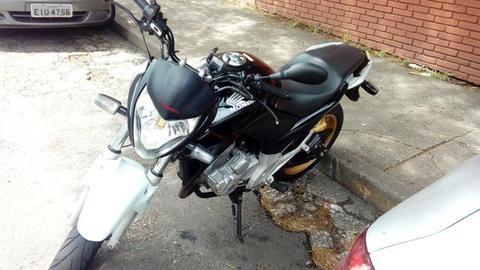 Vendo CB 300 ano 2013 - 2013