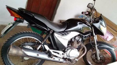 VENDO TITAN MIX 2009, EM DIAS 4.600 respondo chat - 2009