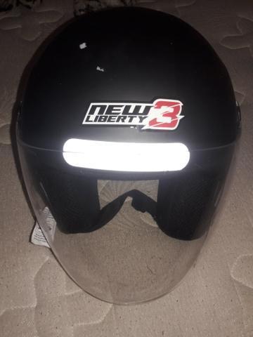 Capacete
