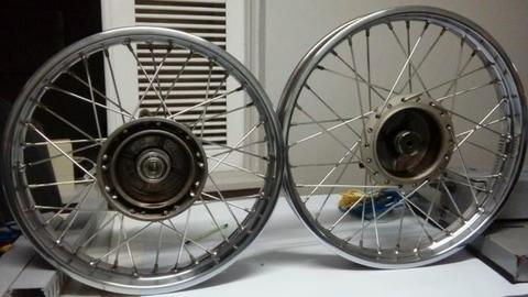 Vendo aro com raiacao inox da Bros , broz