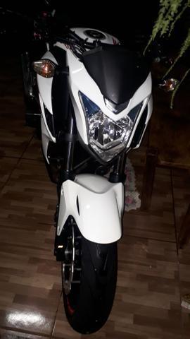 Cb500f bateria nova,pneus novos toda revisada - 2014