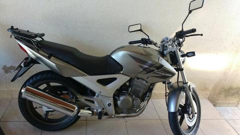 CBX TUWIST 250 ANO 2008 CINZA IMPECAVEL 50.00 km - 2008