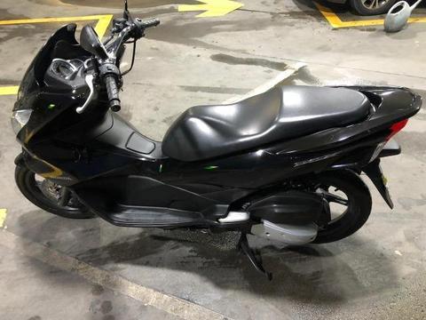 Honda Pcx 150 DLX 2016: - 2016