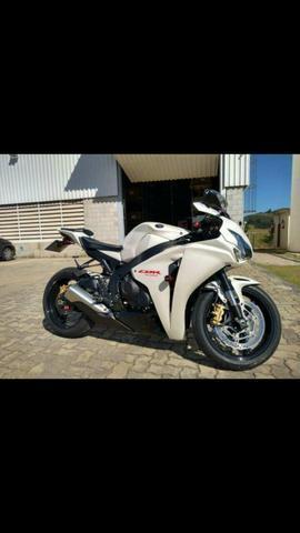 Vendo CBR 1000RR 2008 - 2008